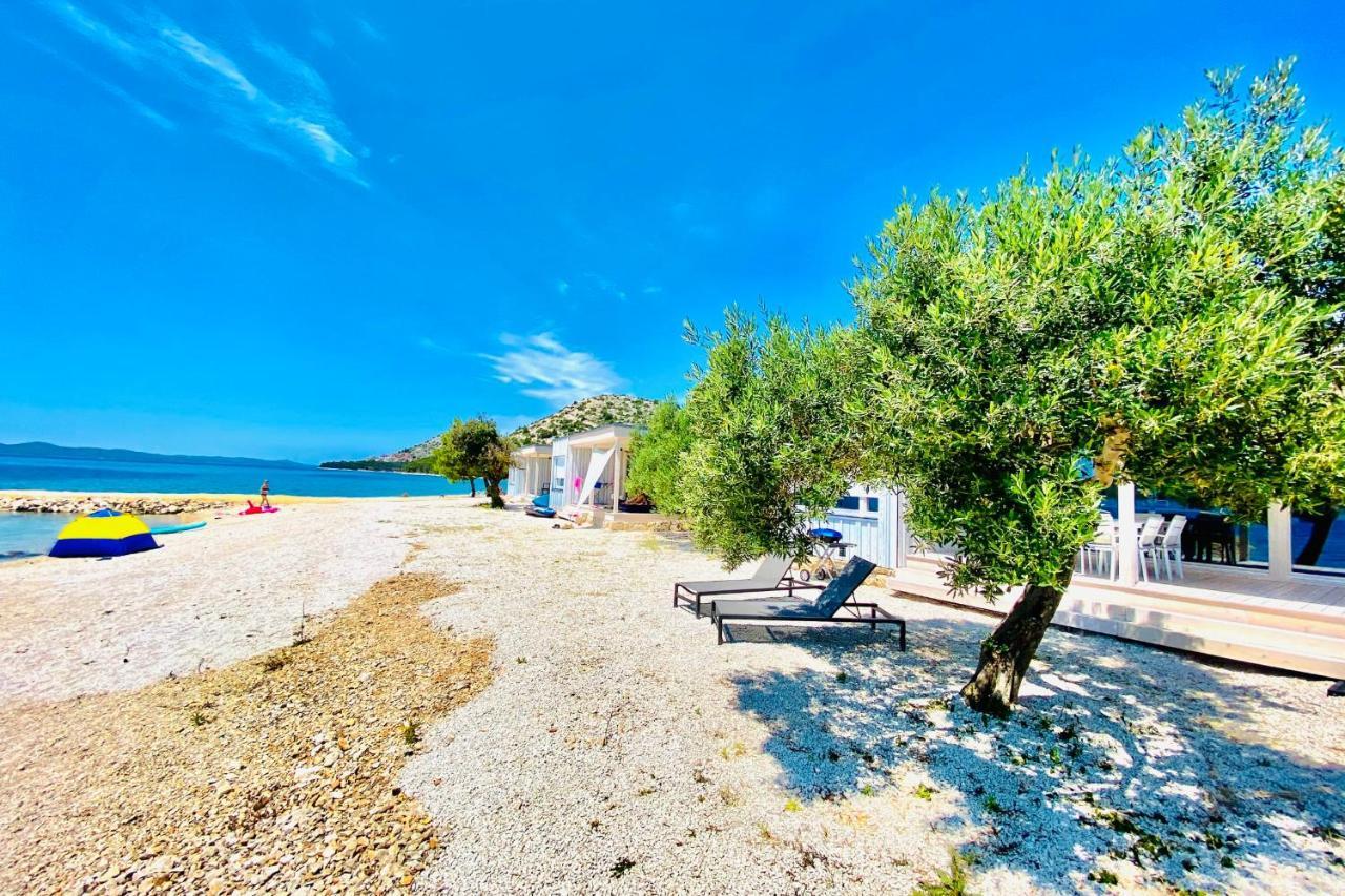 דראגה Buqez Eco Resort - Beach Villa 28 - Directly By Beach מראה חיצוני תמונה